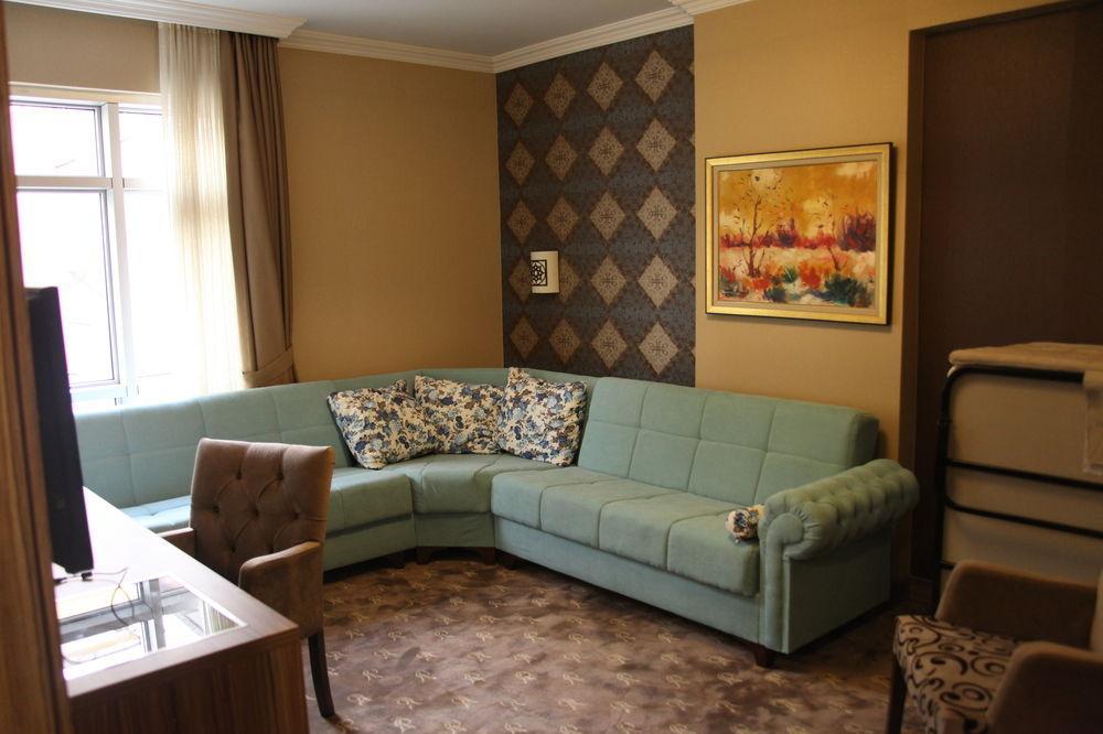 The Rise Aron Business Hotel Merter Istanbul Exterior photo