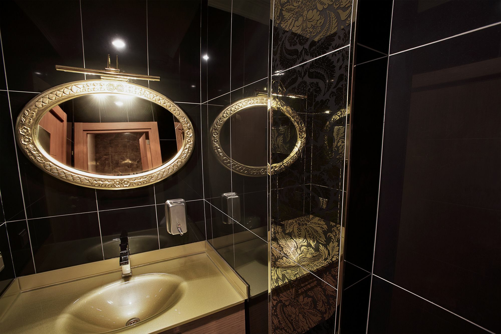 The Rise Aron Business Hotel Merter Istanbul Exterior photo